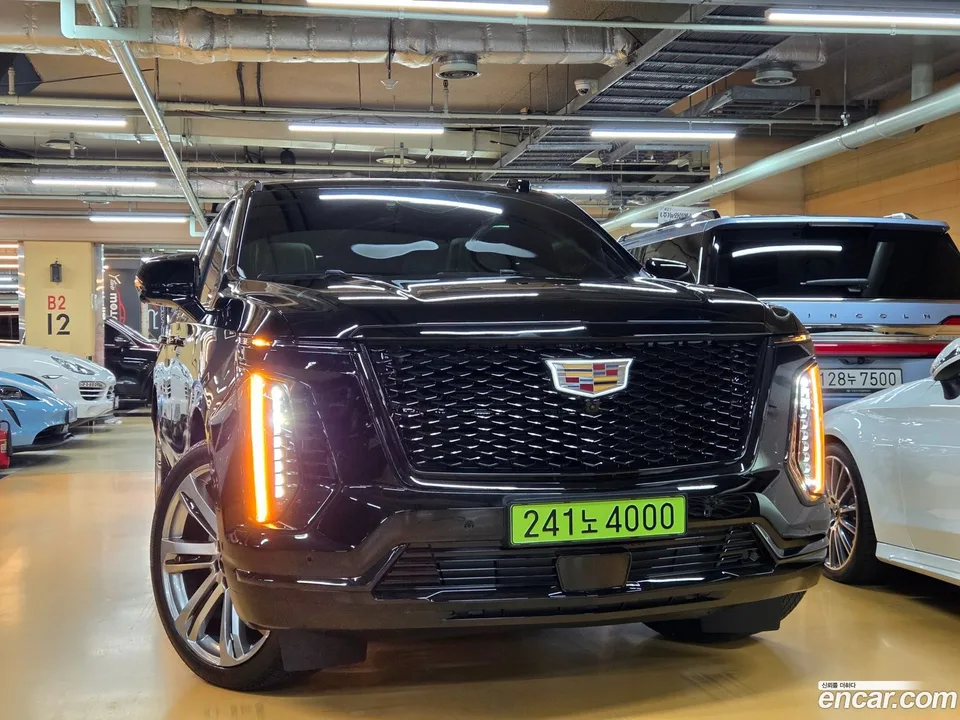 Cadillac Escalade 6.2 ESV 2025 — thumbnail 3