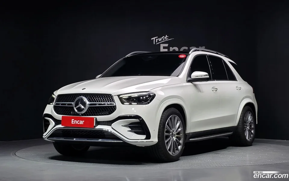 Mercedes-Benz GLE-Class GLE450 4MATIC 2025 — photo 1, buy with delivery to Moscow