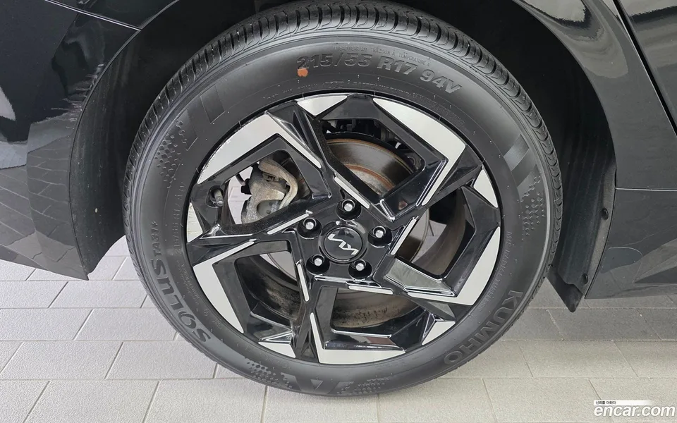 Kia K5 2.0 2024 — thumbnail 2