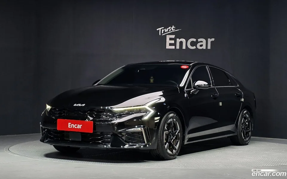 Kia K5 2.0 2024 — photo 1, buy with delivery to Moscow