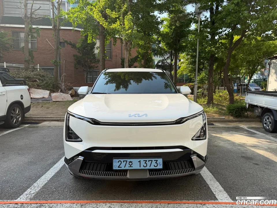 Kia EV5 4WD 2026 — photo 1, buy with delivery to Moscow