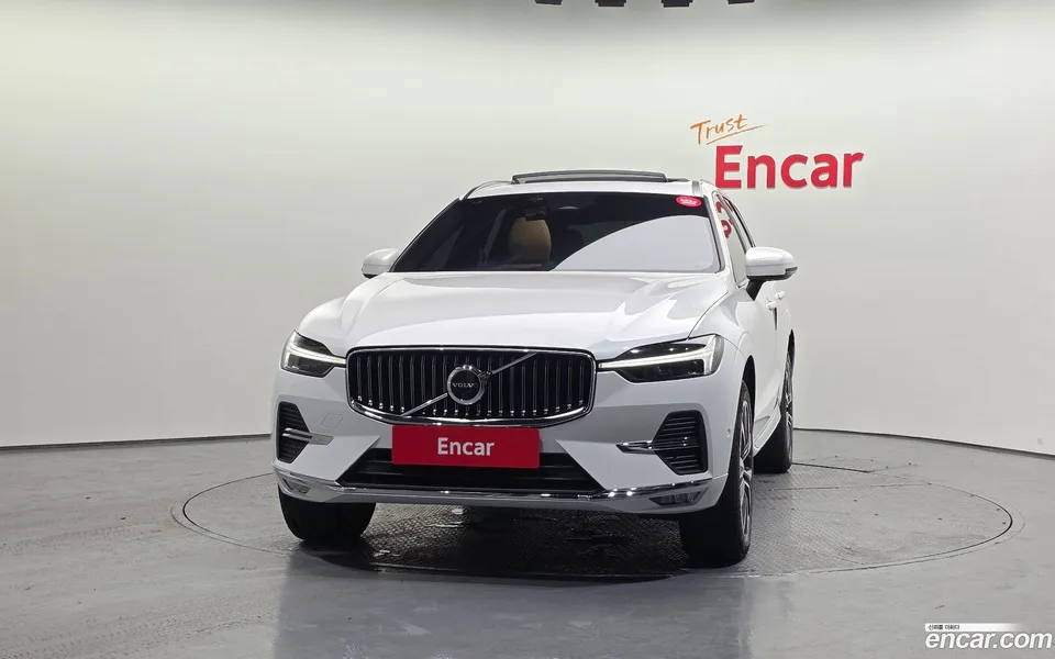 Volvo XC60 B6 2022 — thumbnail 3