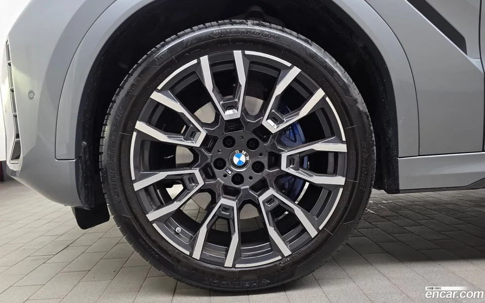 BMW X6 xDrive40i M 2026 — thumbnail 2