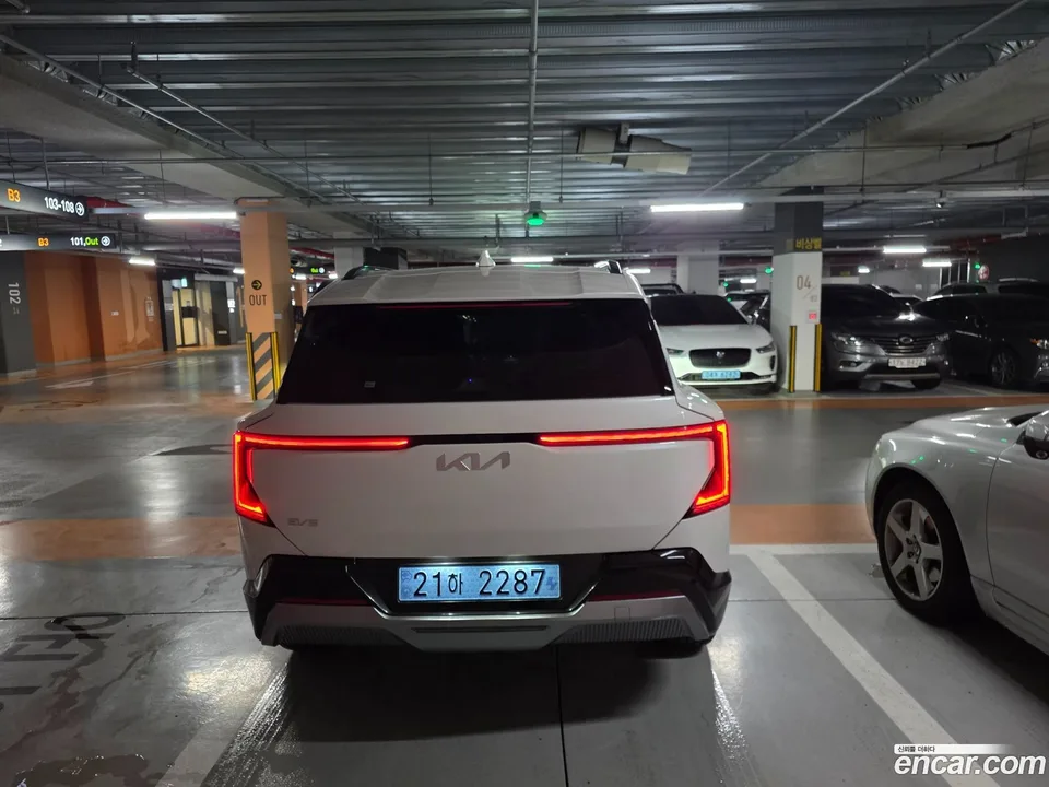 Kia EV5 2WD 2026 — thumbnail 2