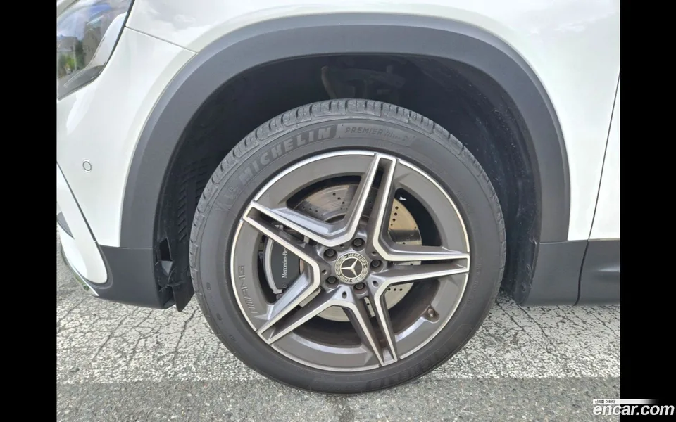 Mercedes-Benz GLB-Class GLB250 4MATIC 2024 — thumbnail 4