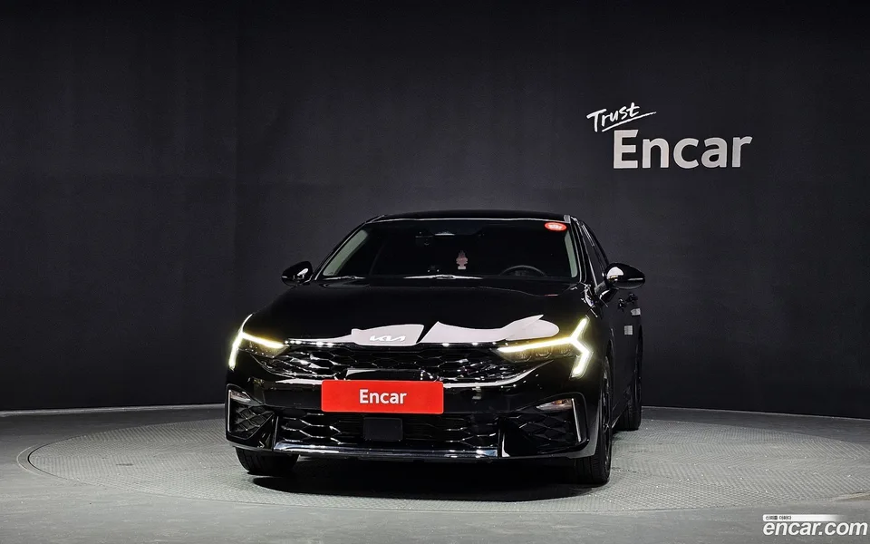 Kia K5 2.0 2025 — thumbnail 3