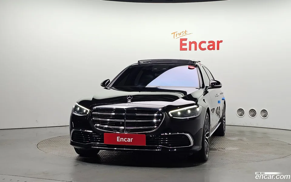 Mercedes-Benz S-Class S580L 4MATIC 2025 — thumbnail 3