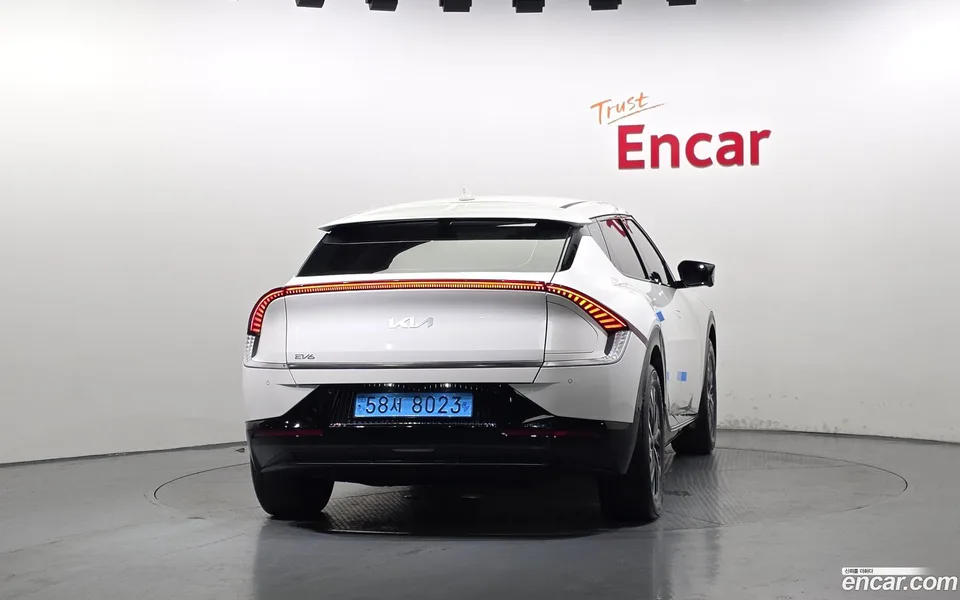 Kia EV6 2024 — thumbnail 4