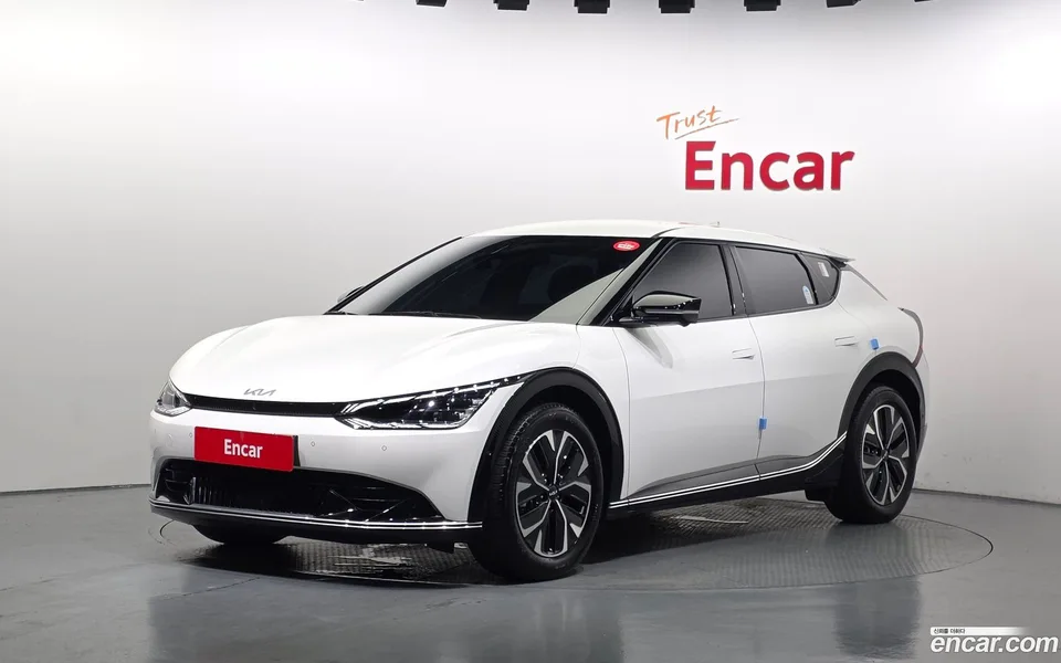 Kia EV6 2024 — photo 1, buy with delivery to Moscow