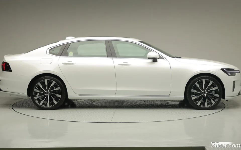 Volvo S90 B5 2026 — thumbnail 3