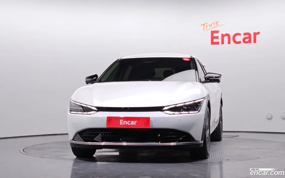 Kia EV6 2024 — thumbnail 3