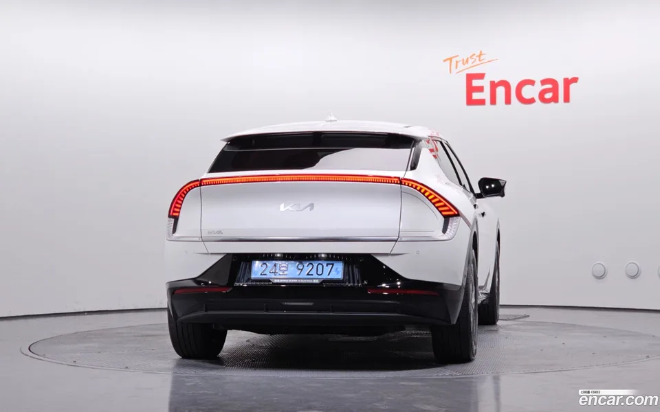 Kia EV6 2024 — thumbnail 4