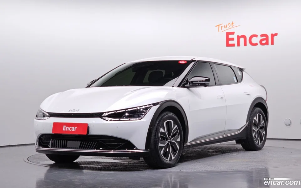 Kia EV6 2024 — photo 1, buy with delivery to Moscow