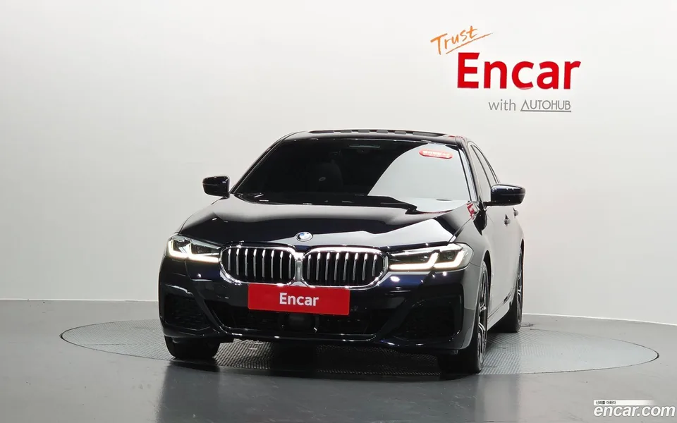BMW 5 Series 530i xDrive M 2022 — thumbnail 3