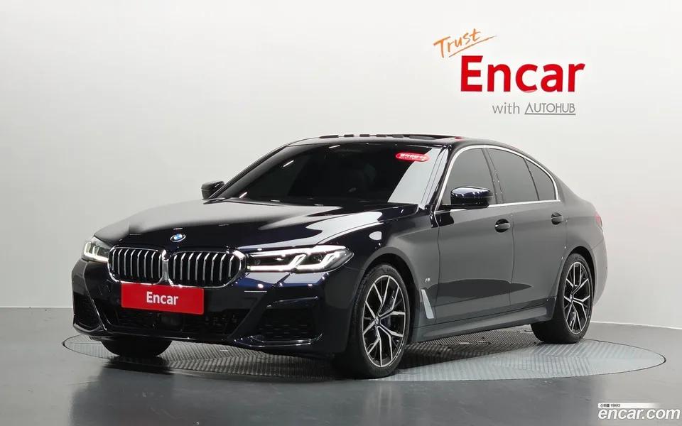 BMW 5 Series 530i xDrive M 2022 — photo 1, buy with delivery to Moscow