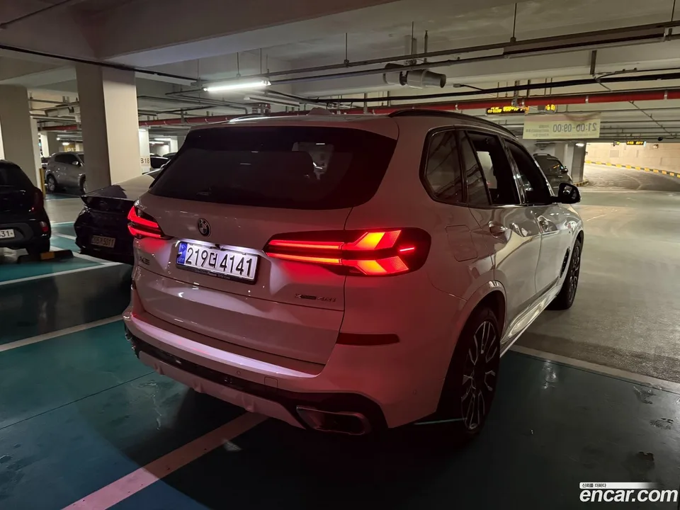 BMW X5 xDrive 40i M 2023 — thumbnail 3