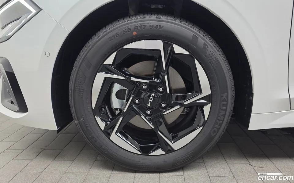 Kia K5 2.0 2026 — thumbnail 2