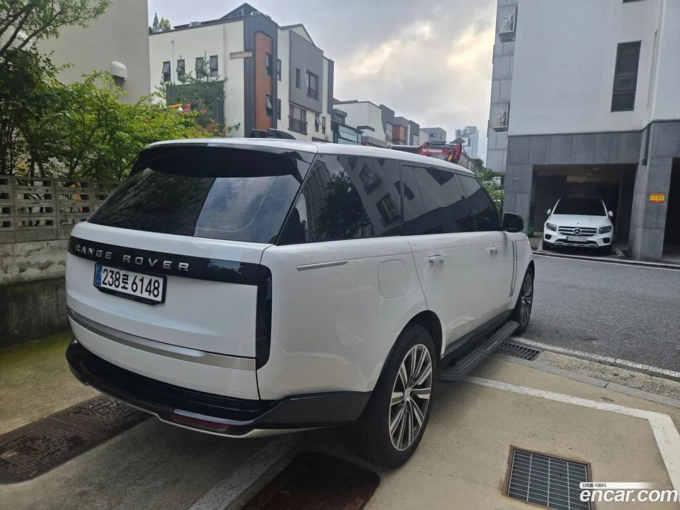 Land Rover Range Rover P530 AB LWB 2024 — thumbnail 4