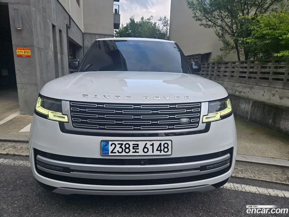 Land Rover Range Rover P530 AB LWB 2024 — photo 1, buy with delivery to Moscow