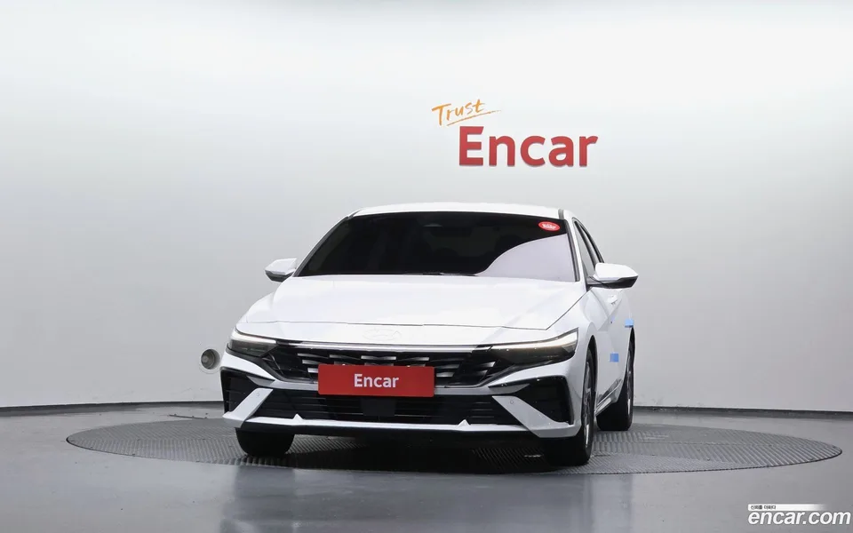 Hyundai Avante CN7 1.6 2024 — thumbnail 3