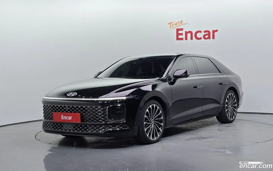 Hyundai Grandeur Hybrid 2023 — photo 1, buy with delivery to Moscow