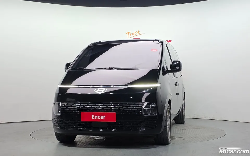 Hyundai Staria 11 2025 — thumbnail 3