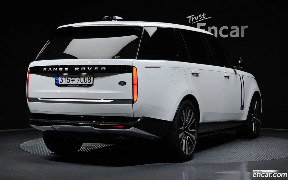 Land Rover Range Rover P530 AB LWB 2022 — thumbnail 3