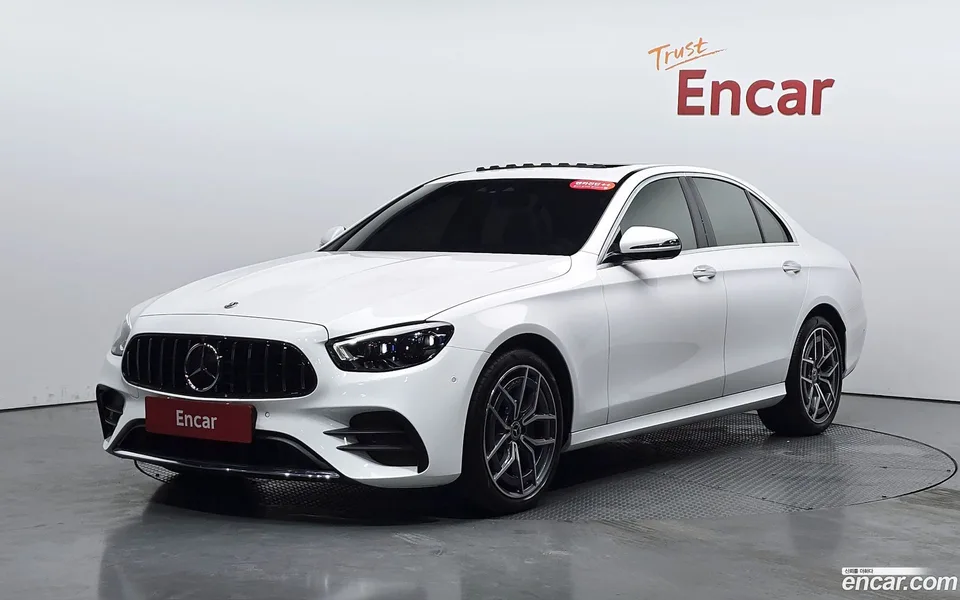 Mercedes-Benz E-Class E220d 4MATIC AMG Line 2023 — photo 1, buy with delivery to Moscow