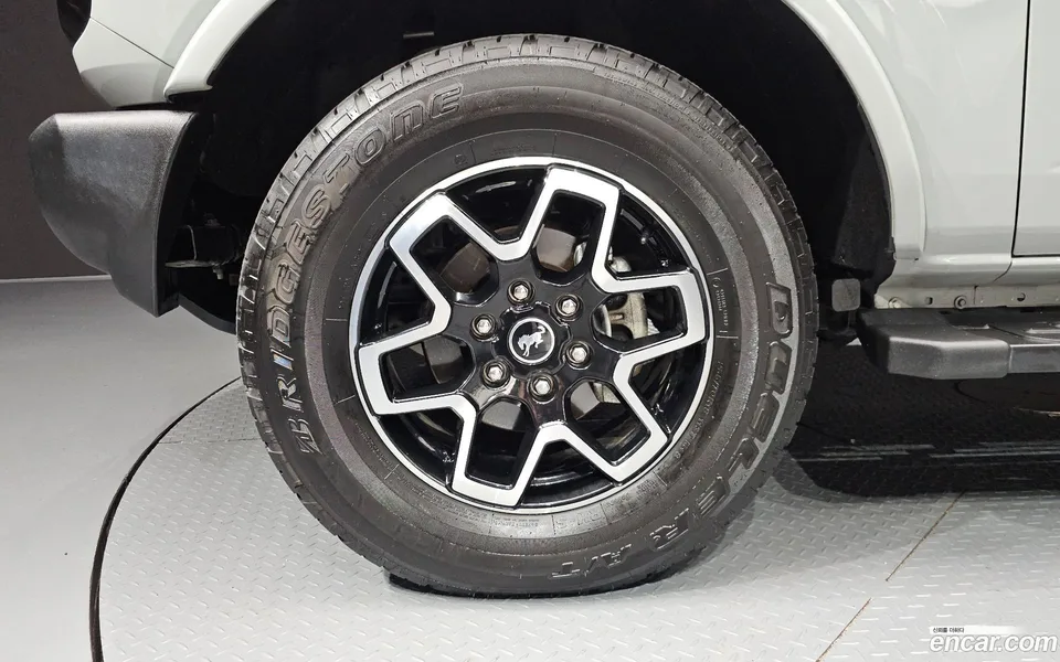 Ford Bronco 2.7 2023 — thumbnail 2