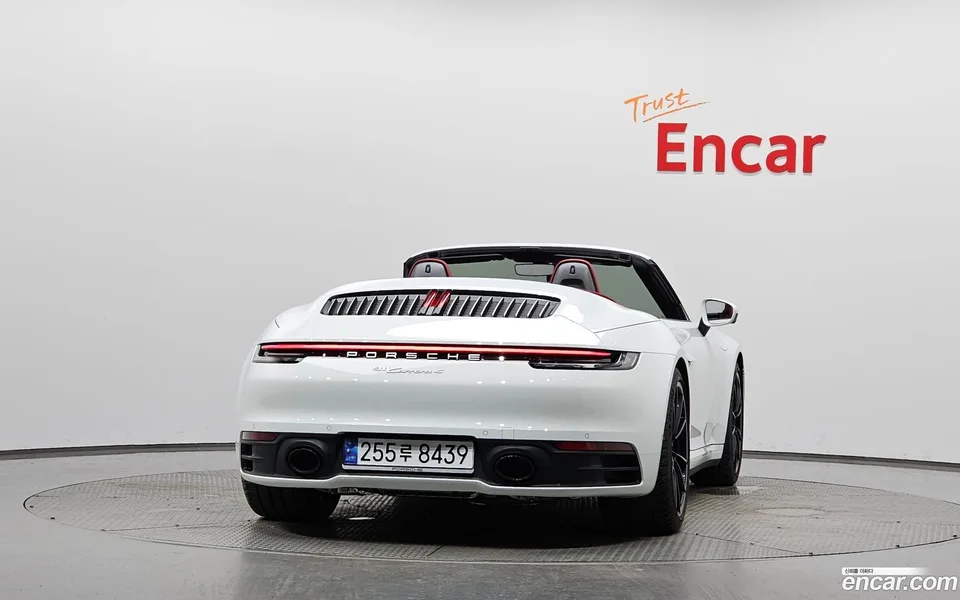 Porsche 911 (992) 4 2024 — thumbnail 4