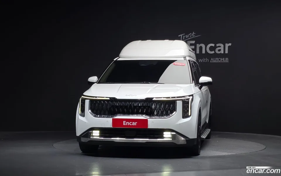 Kia Carnival 9 2024 — thumbnail 3