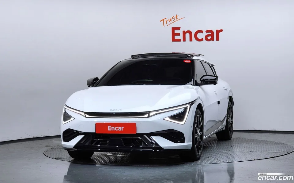 Kia EV6 2WD 2024 — thumbnail 3