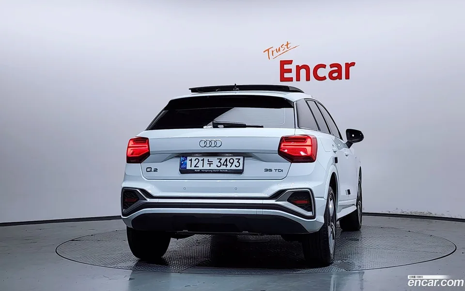 Audi Q2 35 TDI 2023 — thumbnail 4