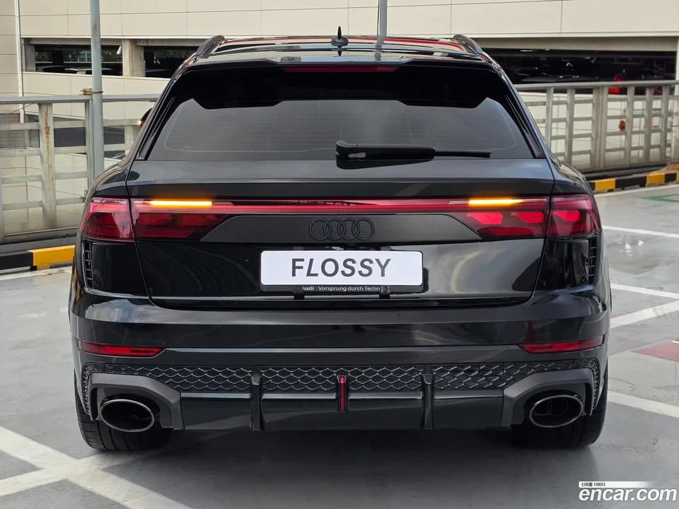 Audi RSQ8 (4M) 4.0 TFSI 2025 — thumbnail 4