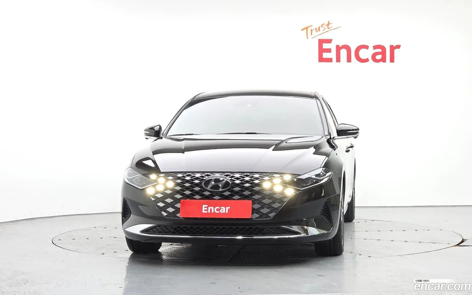 Hyundai Grandeur IG 3.3 2022 — thumbnail 3