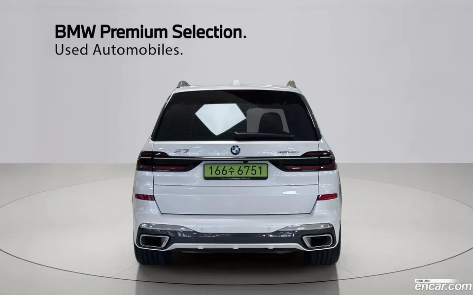 BMW X7 xDrive 40i M 6 2025 — thumbnail 4