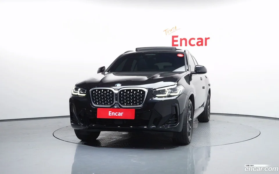 BMW X4 xDrive20i M 2024 — thumbnail 3