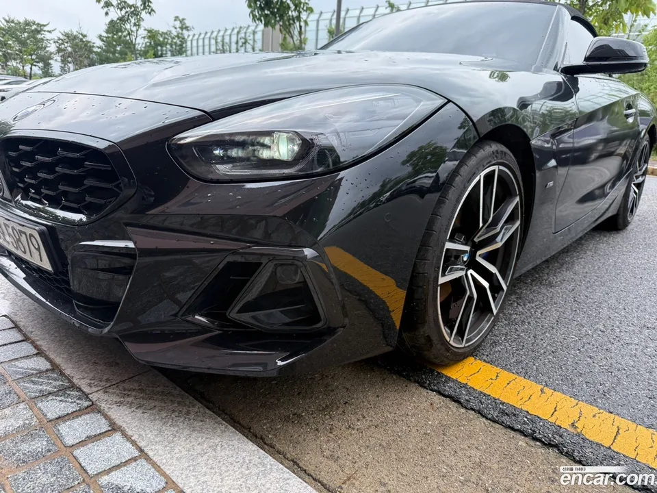 BMW Z4 sDrive20i M 2025 — photo 1, buy with delivery to Moscow