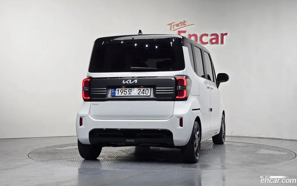 Kia Ray 2023 — thumbnail 4