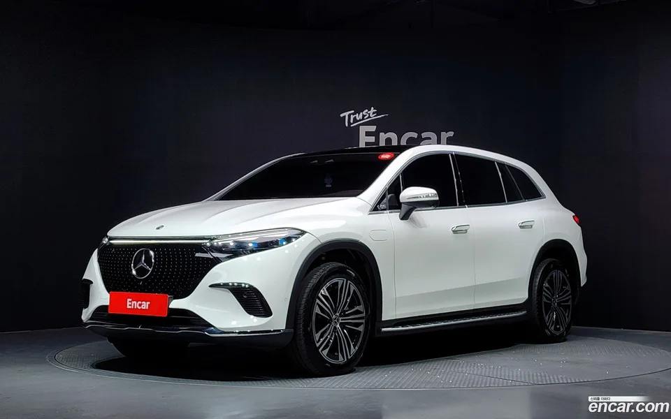 Mercedes-Benz EQS SUV EQS450 4MATIC 2024 — photo 1, buy with delivery to Moscow