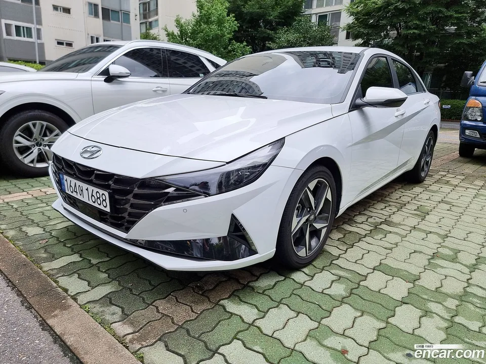 Hyundai Avante 1.6 2022 — thumbnail 3