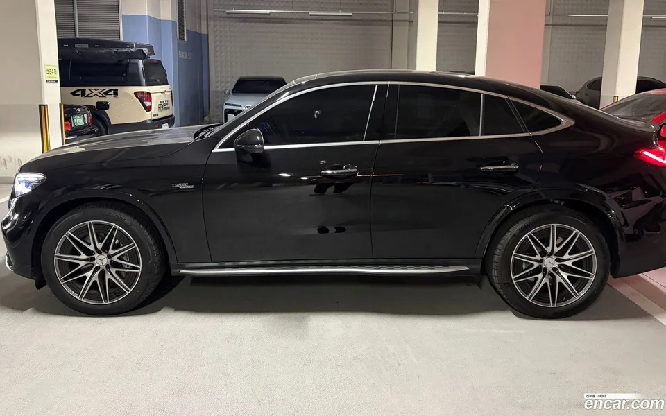 Mercedes-Benz GLC-Class AMG GLC43 4MATIC 2025 — thumbnail 3
