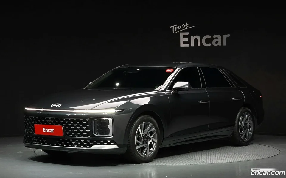 Hyundai Grandeur 2.5 2WD 2022 — photo 1, buy with delivery to Moscow