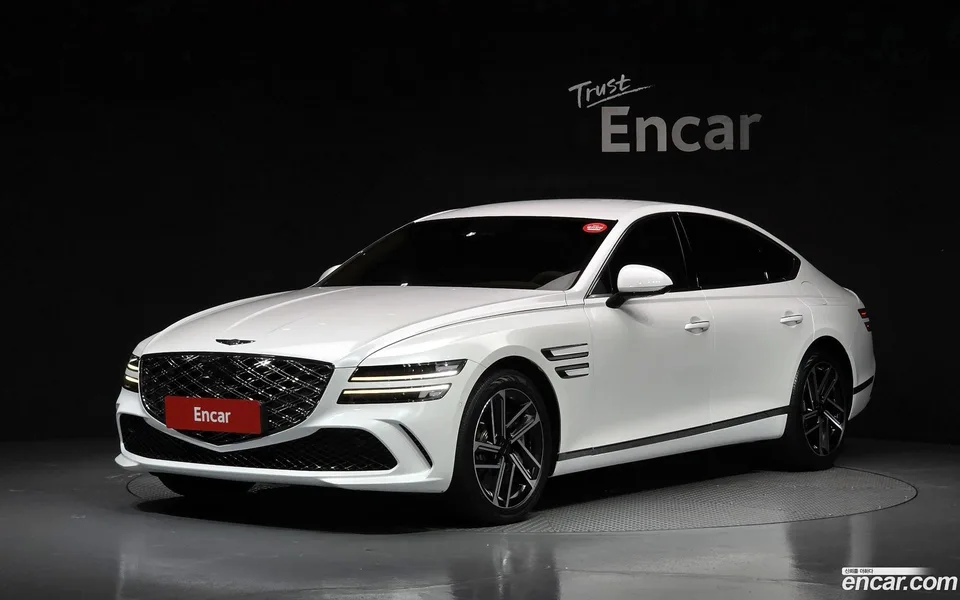 Genesis G80 2.5 2WD 2024 — photo 1, buy with delivery to Moscow