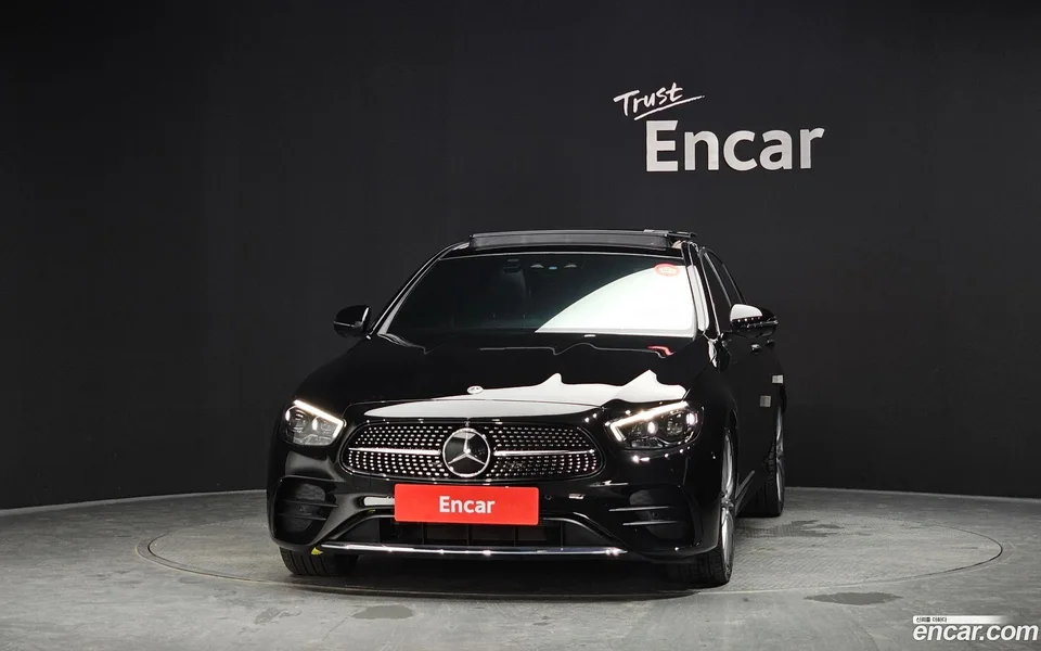 Mercedes-Benz E-Class E350 4MATIC AMG Line 2022 — thumbnail 3