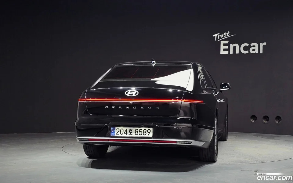 Hyundai Grandeur Hybrid 2025 — thumbnail 4