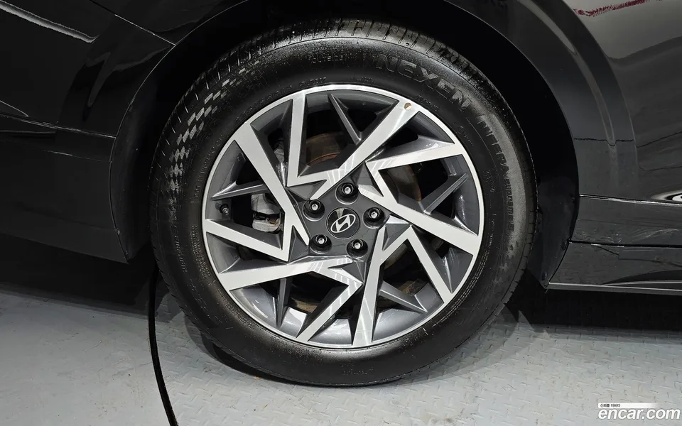 Hyundai Grandeur Hybrid 2025 — thumbnail 5