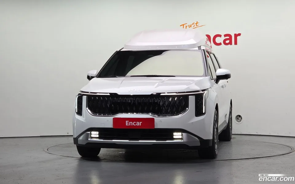 Kia Carnival 9 () 2024 — thumbnail 3