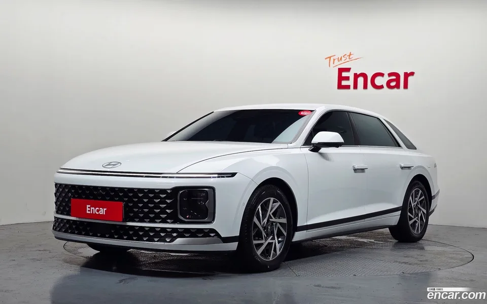 Hyundai Grandeur Hybrid 2024 — photo 1, buy with delivery to Moscow