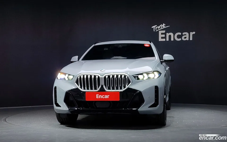 BMW X6 xDrive30d M 2025 — thumbnail 3
